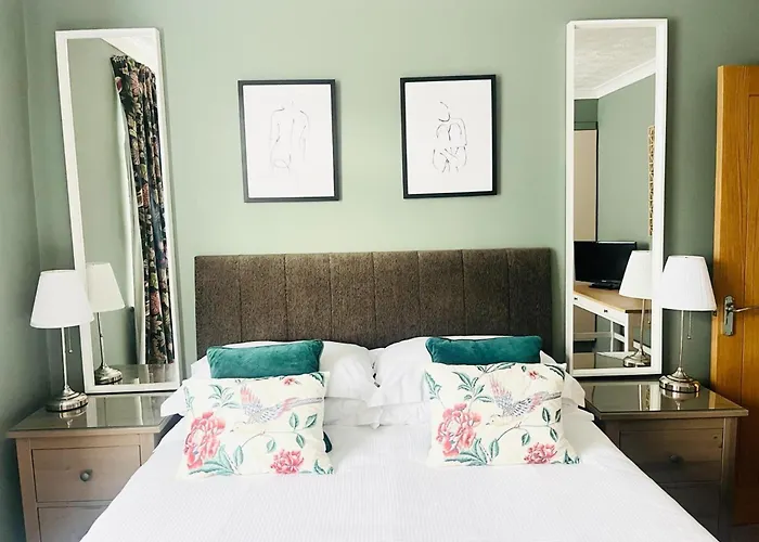 Bungalow Stay In Morpeth Close To Transport Links